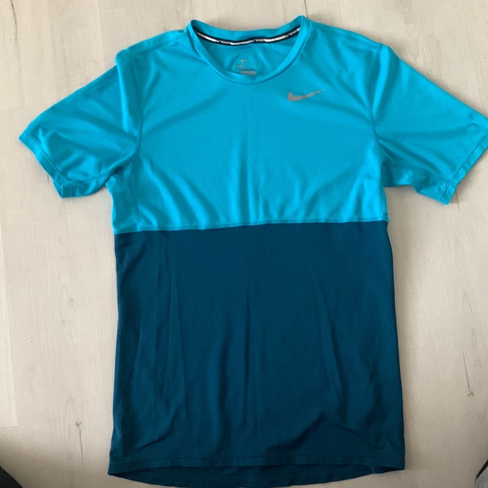 Rare Colorway Nike Tee